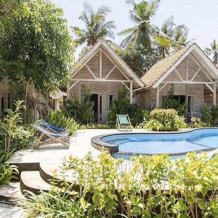 Coconut Village Guest House Lembongan Redpartner Екстериор снимка